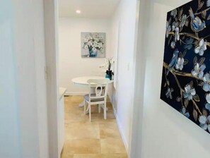 Interior - 1BR Guest Unit w/ AC /Free Parking/Free Laundry (Castro Valley)