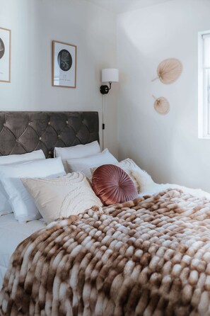 3 habitaciones, cuna de viaje, wifi gratis y ropa de cama