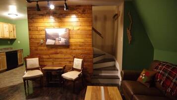 TV, fireplace, table tennis