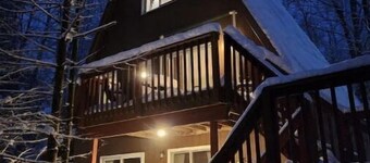 Lake George Chalet - The Pines Chickadee #29