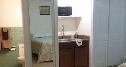 Saranac Lake Studio Apt on a budget! (New Listing)