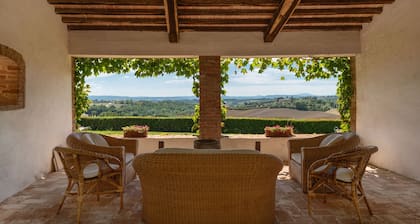 Villa Montelisi, With The most Unique View On Siena (6km)