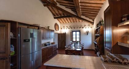 Villa Montelisi, With The most Unique View On Siena (6km)