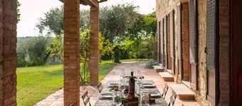 Villa Colombaio, Country-house In Wine Estate 5km from Siena