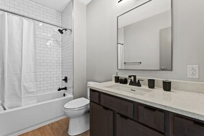 Hårtork och handdukar