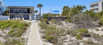 Beachside Motel Classic Near Ocean