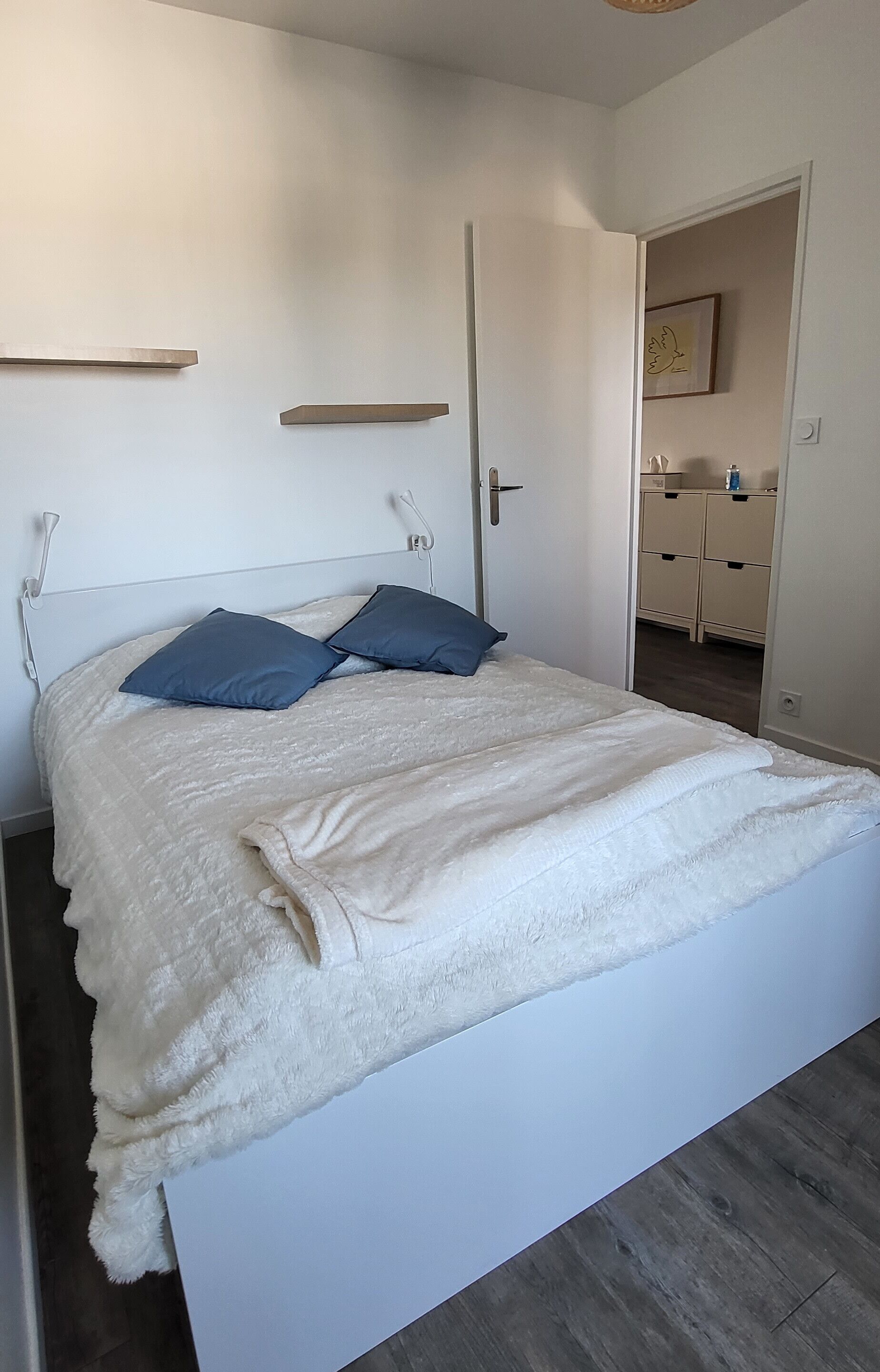 1 Schlafzimmer, Bügeleisen/Bügelbrett