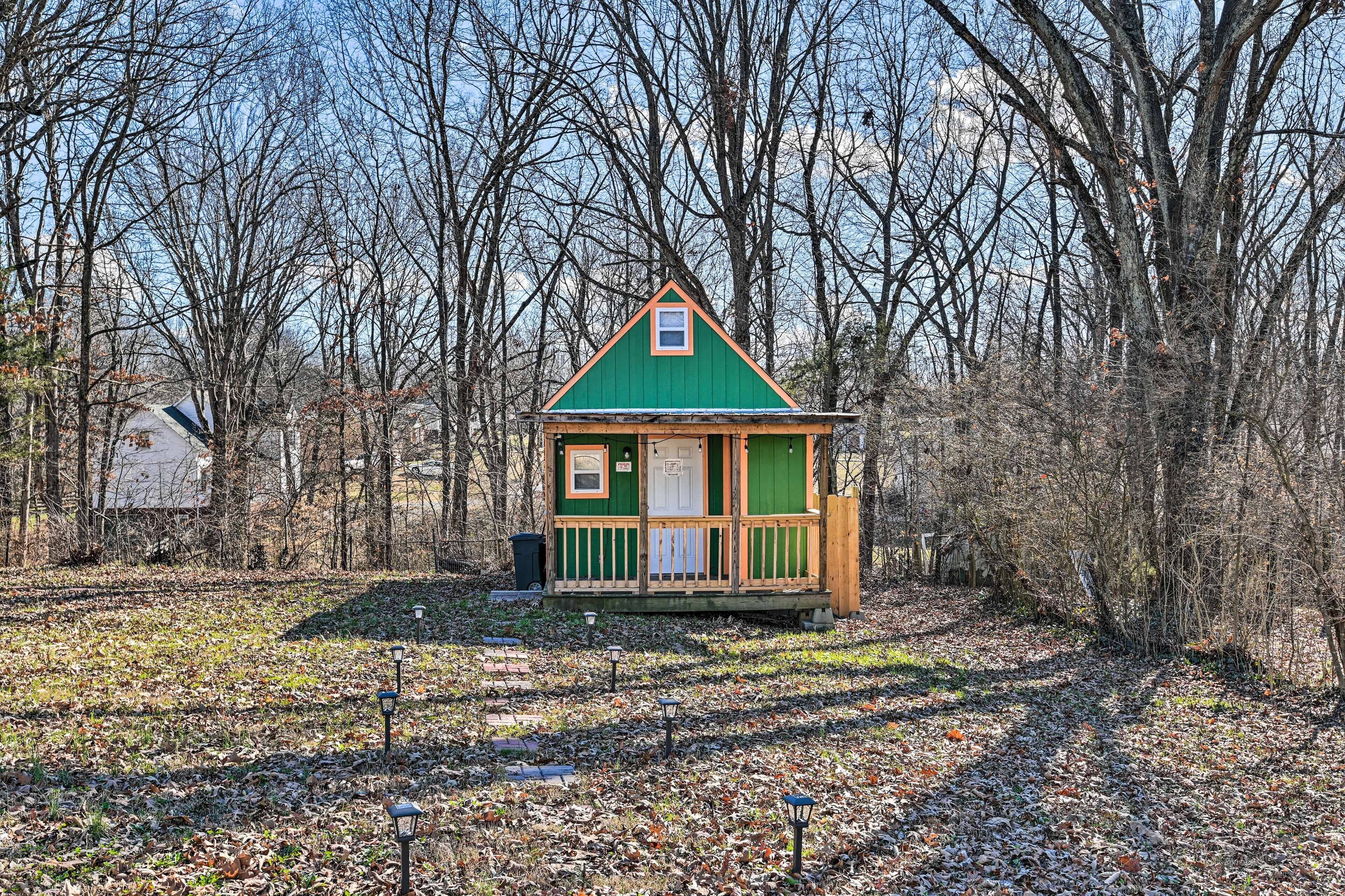 Tennessee Tiny Home ~ 24 Mi to Nashville