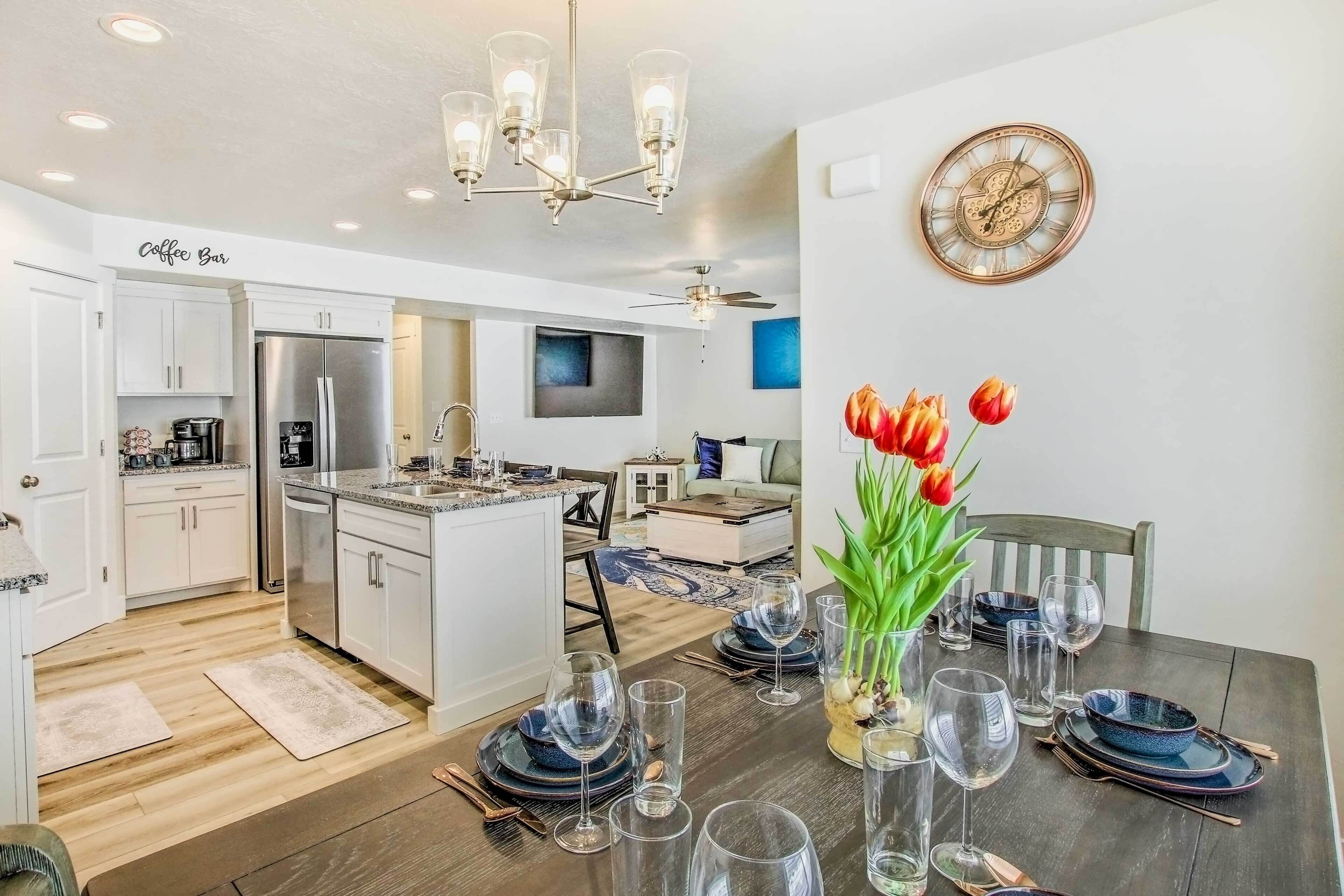 Garden City Vacation Rental - 1 Mi to Beach!