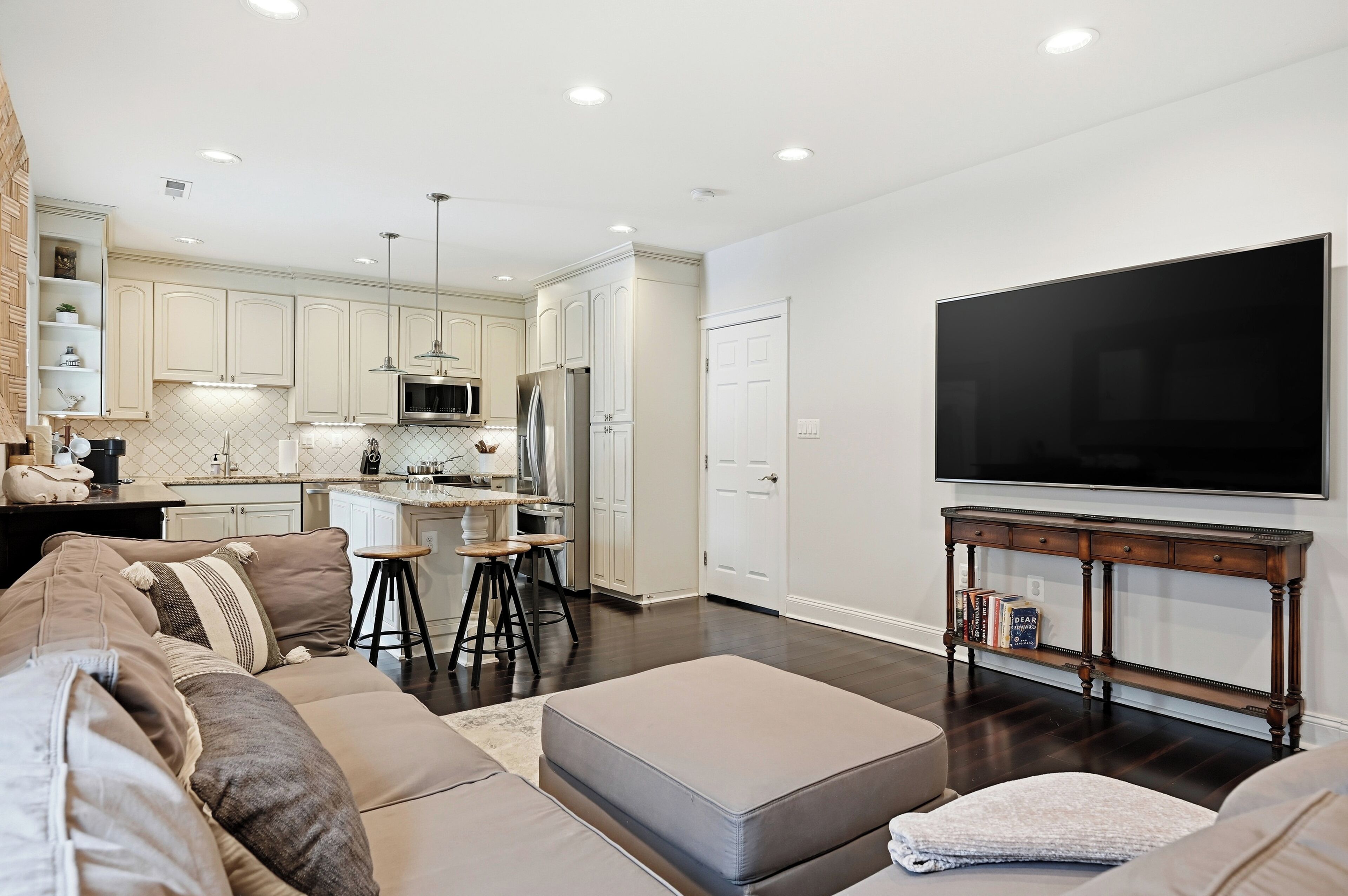 Älytelevisio, kirjoja