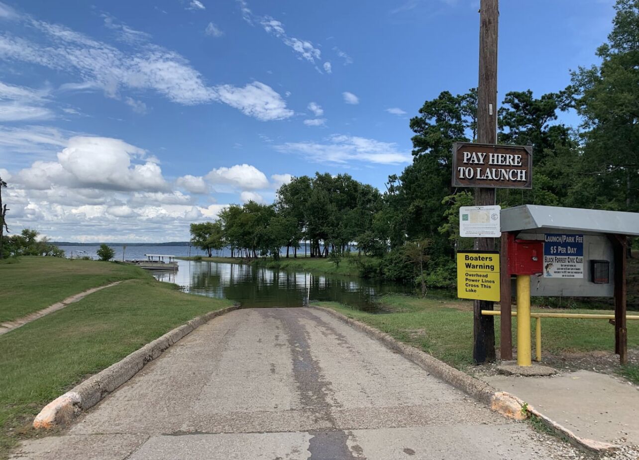 Murphy Lake House, Zavalla, TX Vacation Rental Cabin ByOwner