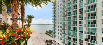 The Club at Brickell Bay Luxury Suites