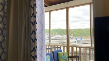 Cabin | Porch