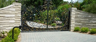 Serene Gated Executive House in Saratoga's Finest Area.