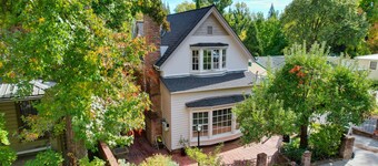 Beautiful Downtown Home