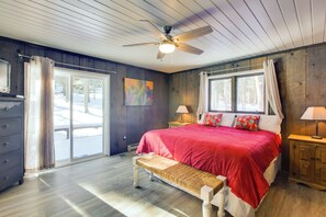 5 habitaciones, tabla de planchar con plancha y cuna de viaje 