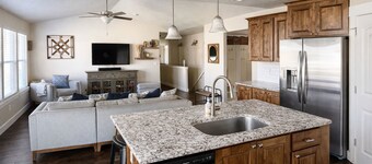 Cozy 6 bedroom with tons of living and sleep space