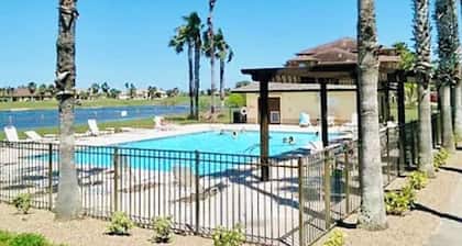 Relaxing Villa - 15 mins from South Padre Island