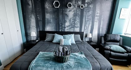 Perfect DTWN Condo with King beds