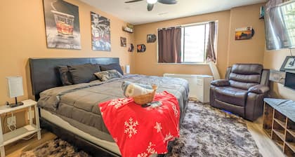 Perfect DTWN Condo with King beds