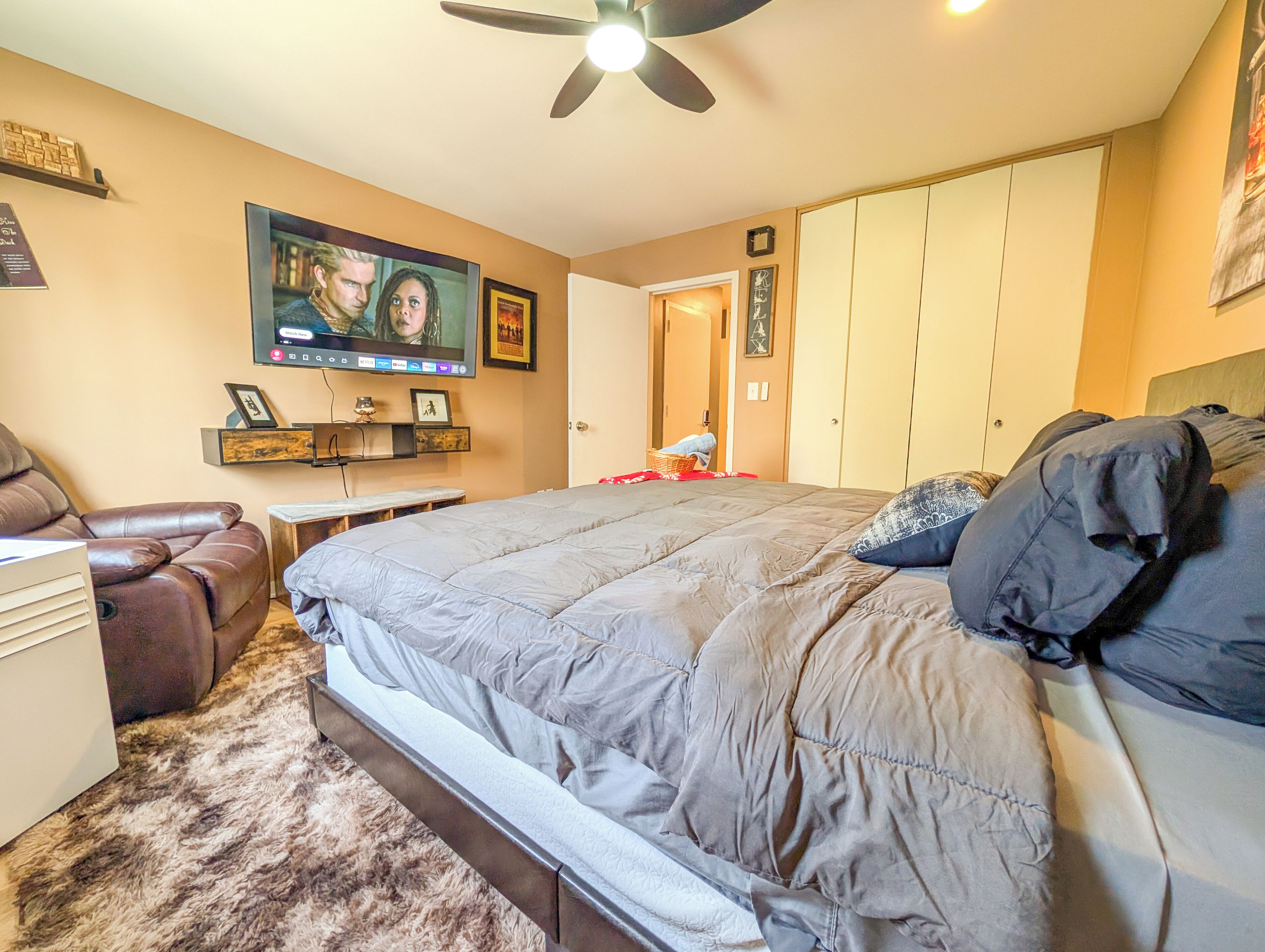 Room amenity