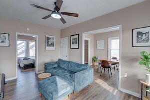 Executive Apartment, Balcony, Corner | Living area | 45-inch Smart TV with digital channels, TV, pay movies