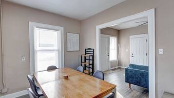 Executive Apartment, Balcony, Corner | Living area | 45-inch Smart TV with digital channels, TV, pay movies