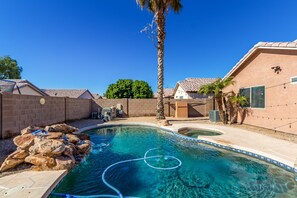 Outdoor pool - Super Bowl LVII Getaway |Near Ball Parks & Stadium (Goodyear)
