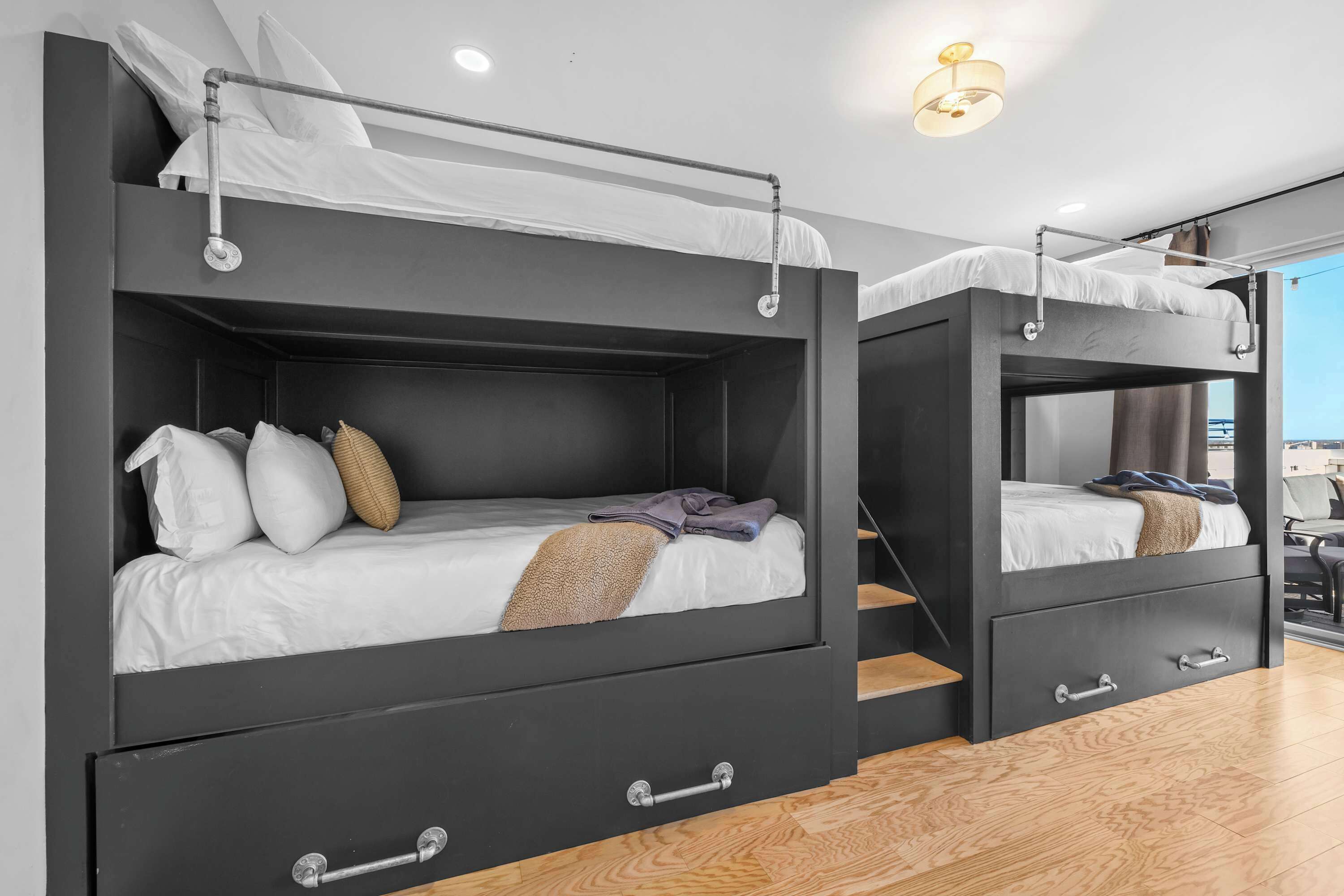 4 Schlafzimmer, Bügeleisen/Bügelbrett, WLAN, Bettwäsche