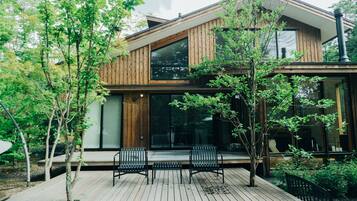 Villa, 3 chambres (MIDORI) | Literie de qualité supérieure, couette en duvet d'oie, bureau