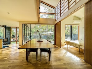 (MIDORI) A Private Three-Bedroom Villa with a Forest Garden and Wood-Burning Stove - KARUIZAWA FOREST SEASONS (Karuizawa)