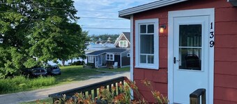 Cozy Cottage in Bass Harbor, Maine next to Acadia National Park