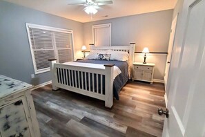 5 habitaciones, tabla de planchar con plancha, cuna de viaje y internet 