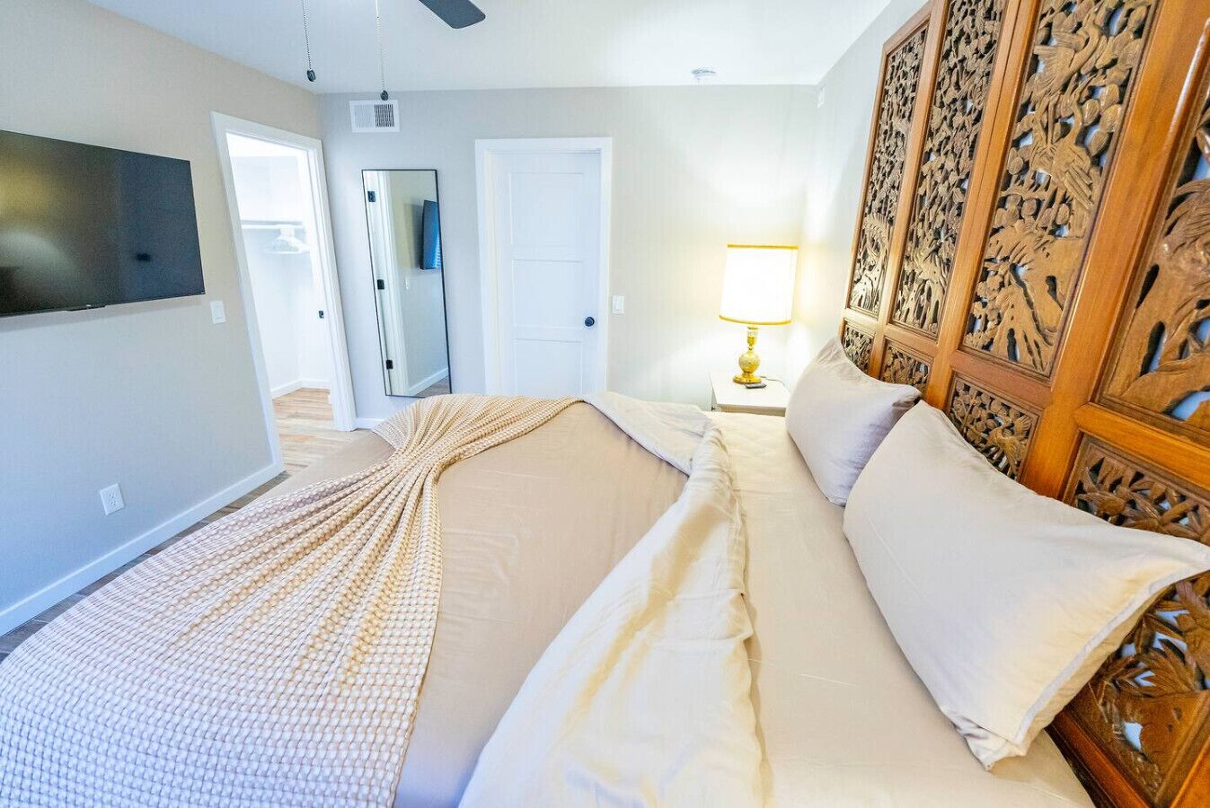 2 bedrooms, iron/ironing board, travel crib, free WiFi