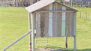 Children's play area - outdoor