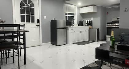 Cozy remodeled apartment near Franconia State park ( unit 3)