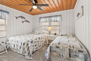 3 bedrooms, WiFi, bed sheets