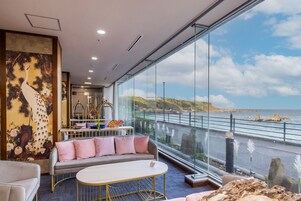 Zona de estar del vestíbulo