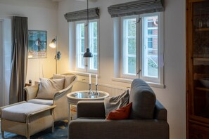 TV, peis og stereoanlegg