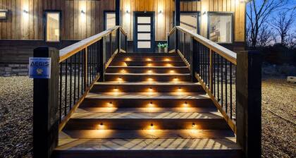 Couples, Hot Tub, Fire Pit, Pet Friendly, Peace & Quiet
