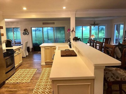 ✨Cowboy Charm 🤠 Golf Cart Available 🌻Backyard Bliss 🌾River Ranch Access 🔑