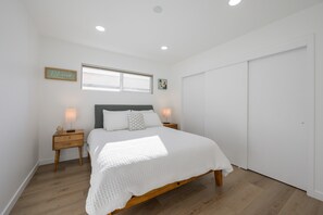 3 bedrooms, free WiFi, bed sheets - River access walking distance (Bullhead City)