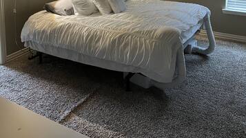 3 Schlafzimmer, Zimmersafe, Schreibtisch, WLAN