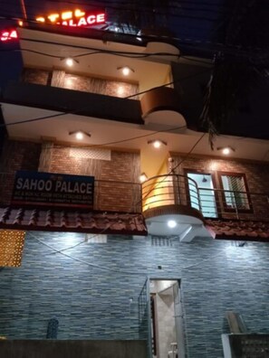 Façade de l’hébergement