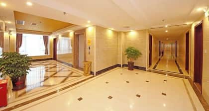 Changda Business Hotel