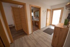 Interior - Holiday Home 'Bergstern' with Private Terrace and Wi-Fi (Freudenstadt)