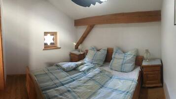 3 Schlafzimmer, Bettwäsche