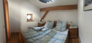 3 bedrooms, bed sheets - Ferienwohnung bis 6 Personen (Kiefersfelden)