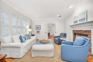 TV, fireplace, ping pong