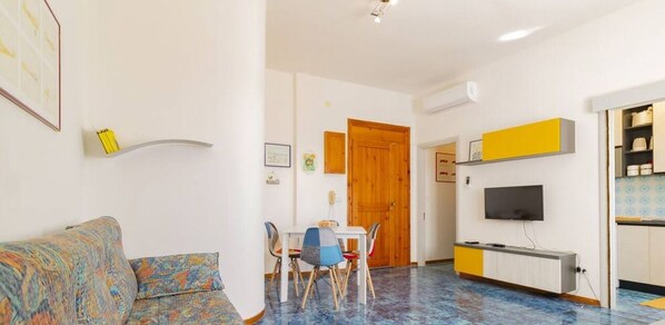 Living area - BLUE HOUSE - SAN FOCA (San Foca)